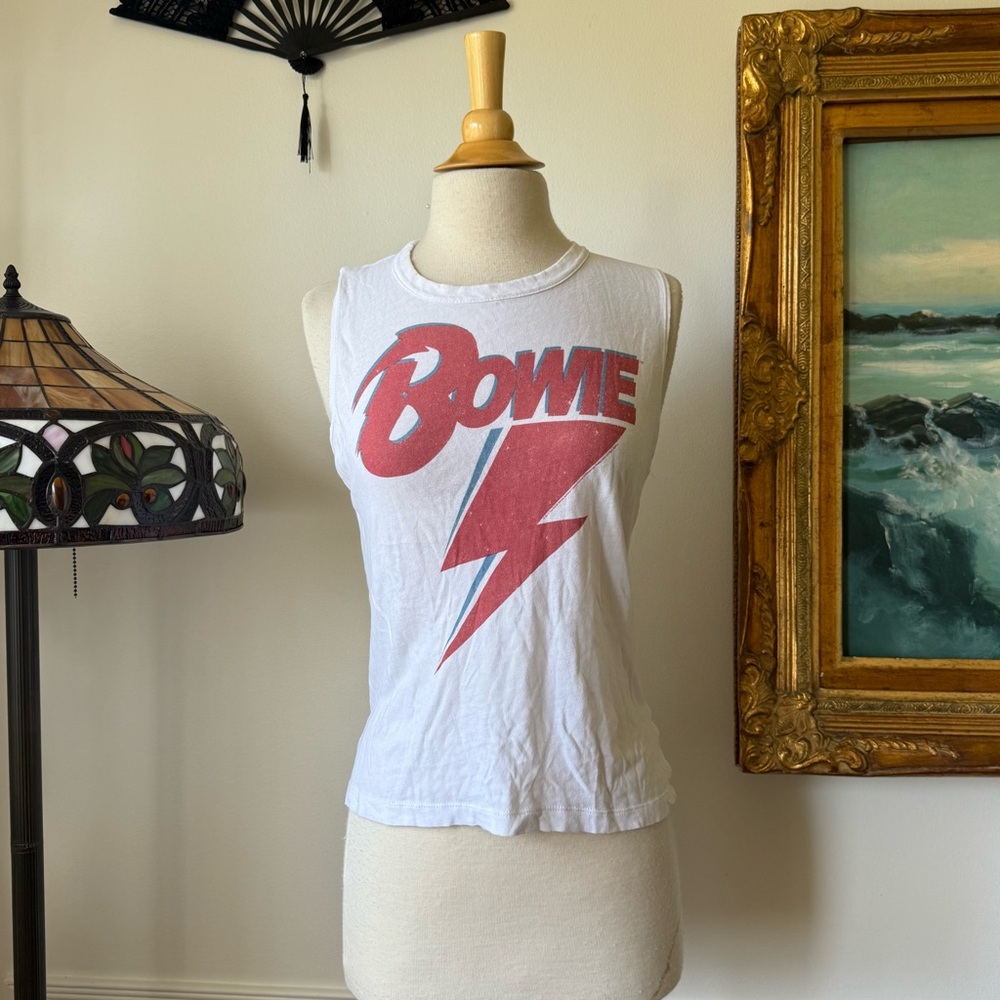 Bowie Sleeveless Tee